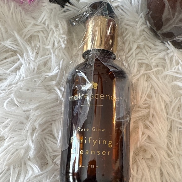 Other - Matrescence Rose Glow Purifying Cleanser
